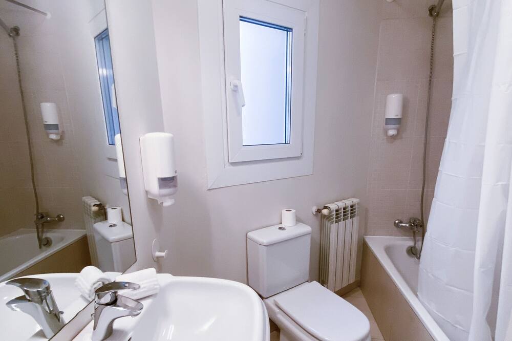 Photo of Bathroom in Andorra la Vella