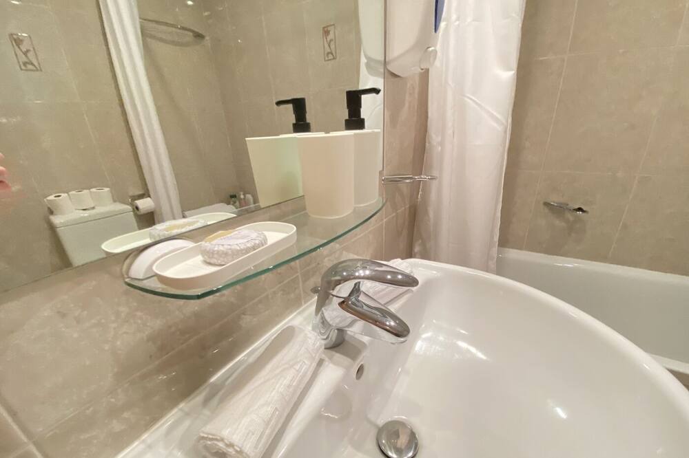 Photo of Bathroom in Ransol