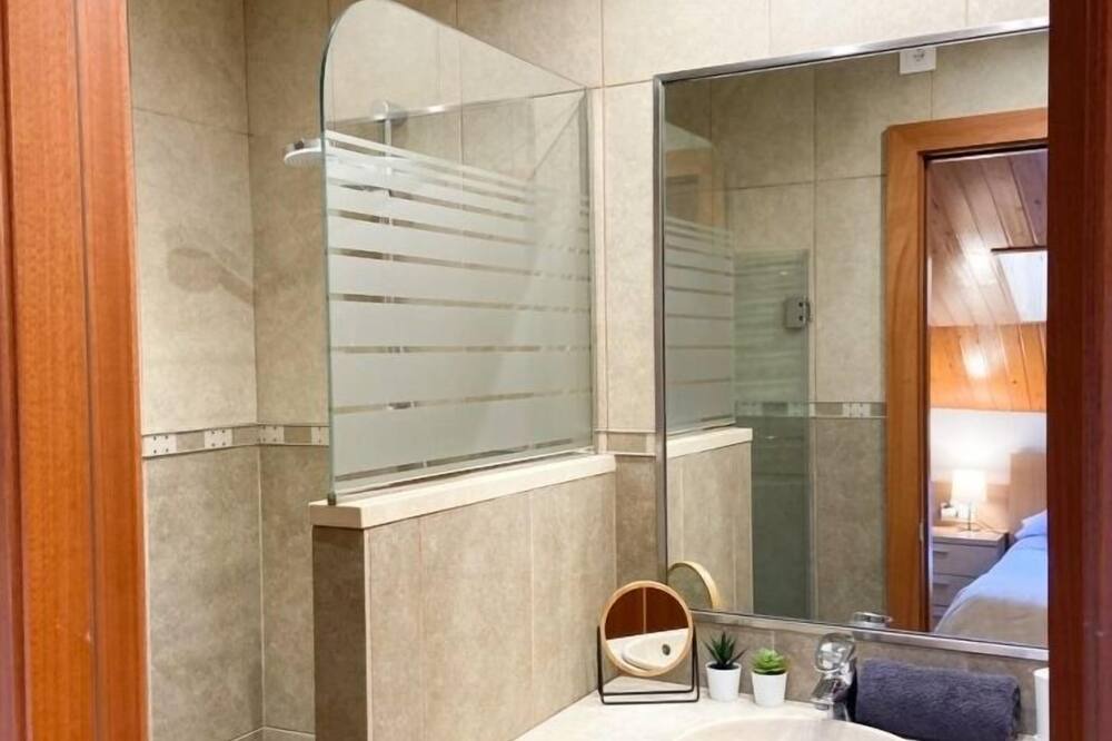 Photo of Bathroom in Encamp