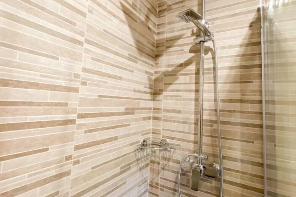 Photo of Bathroom in Encamp