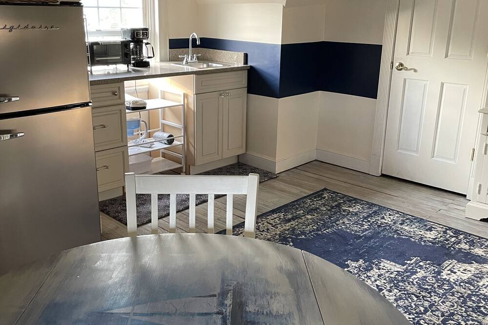 Photo of Kitchen in West Creek