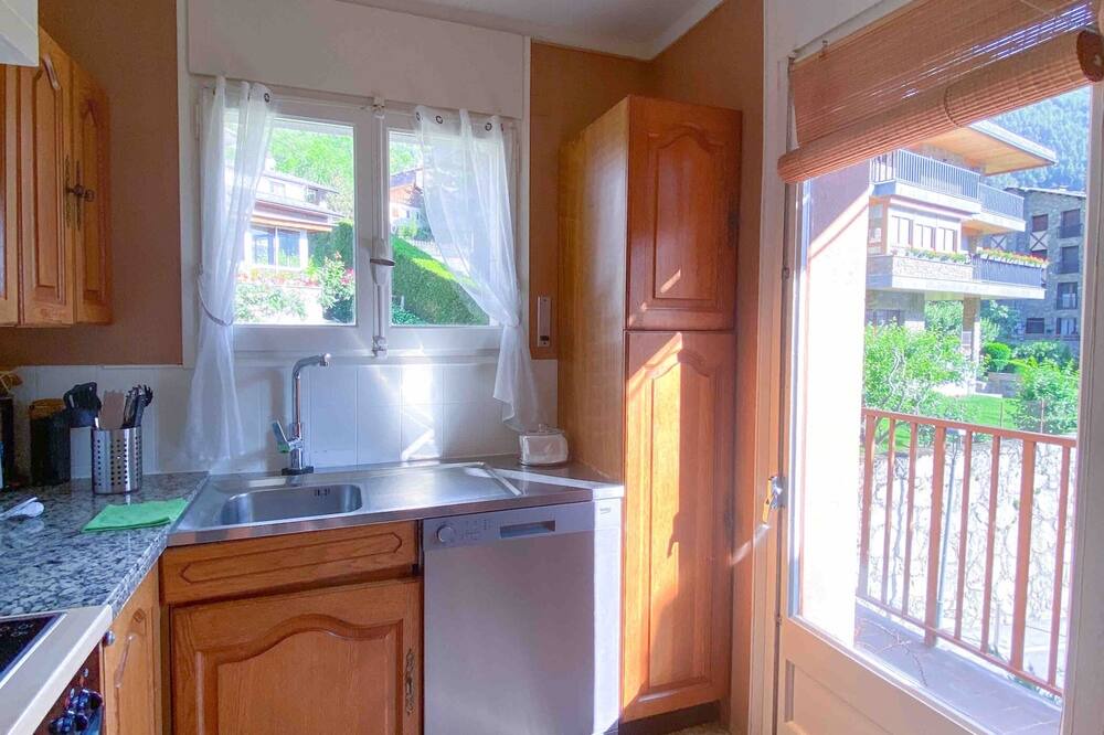 Photo of Kitchen in Encamp