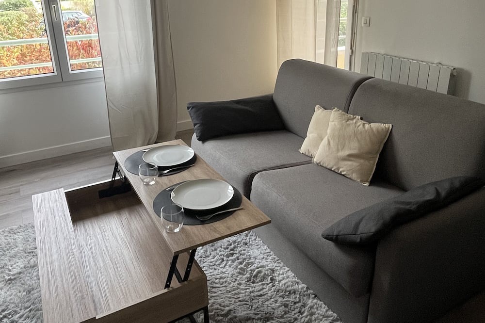 Photo of Livingroom in Dammarie Les Lys