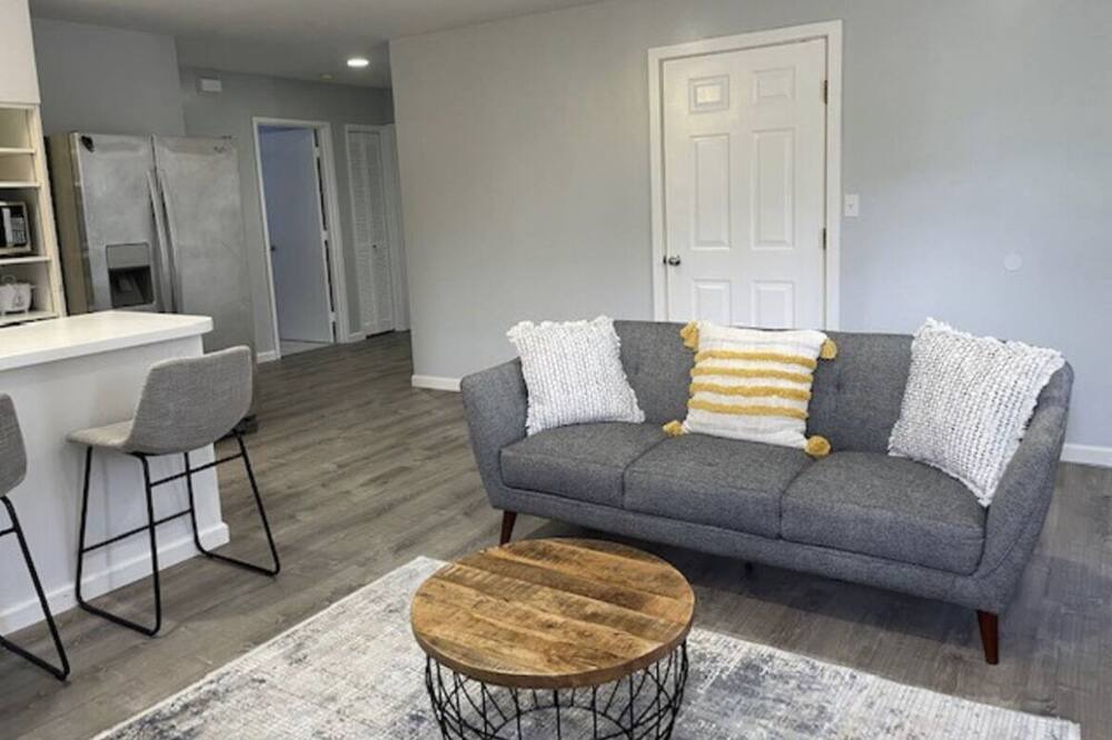 Photo of Livingroom in Pacific Heights