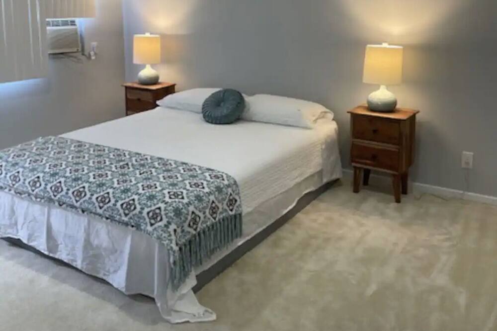 Photo of Bedroom in Pacific Heights