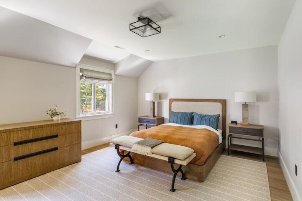 Photo of Bedroom in Lexington