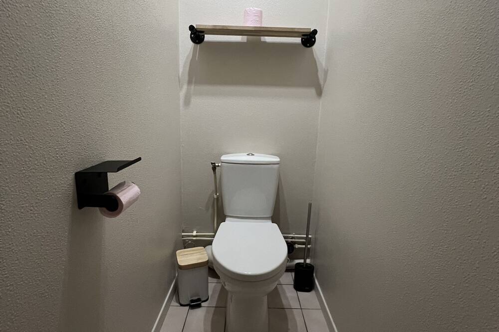 Photo of Bathroom in Castres