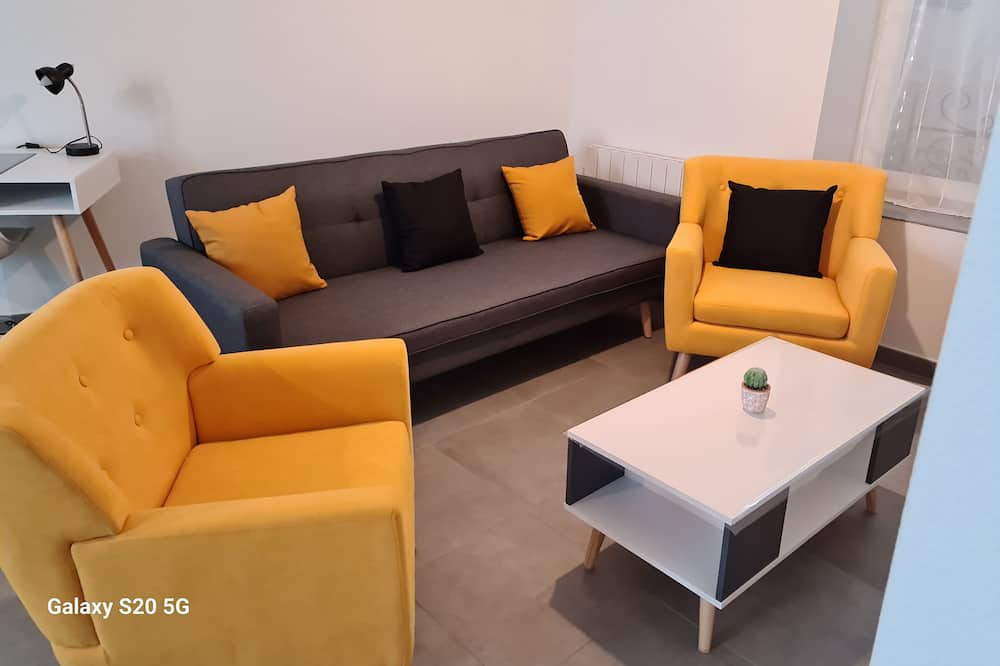 Photo of Livingroom in Bleneau