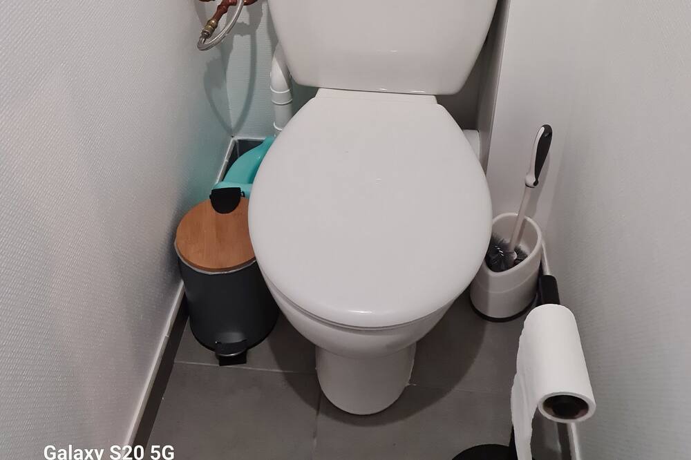 Photo of Bathroom in Bleneau