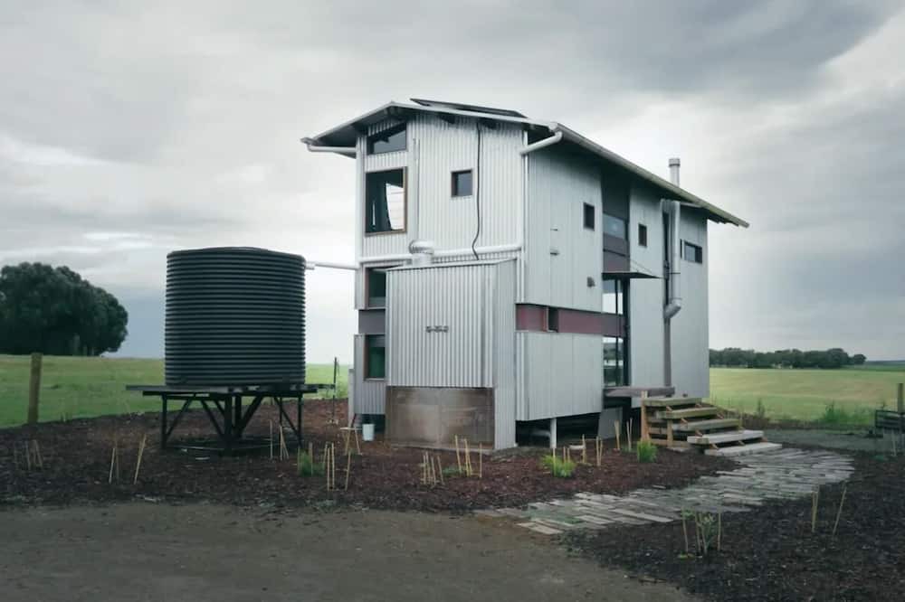 Photo of Outdoor in Tower Hill