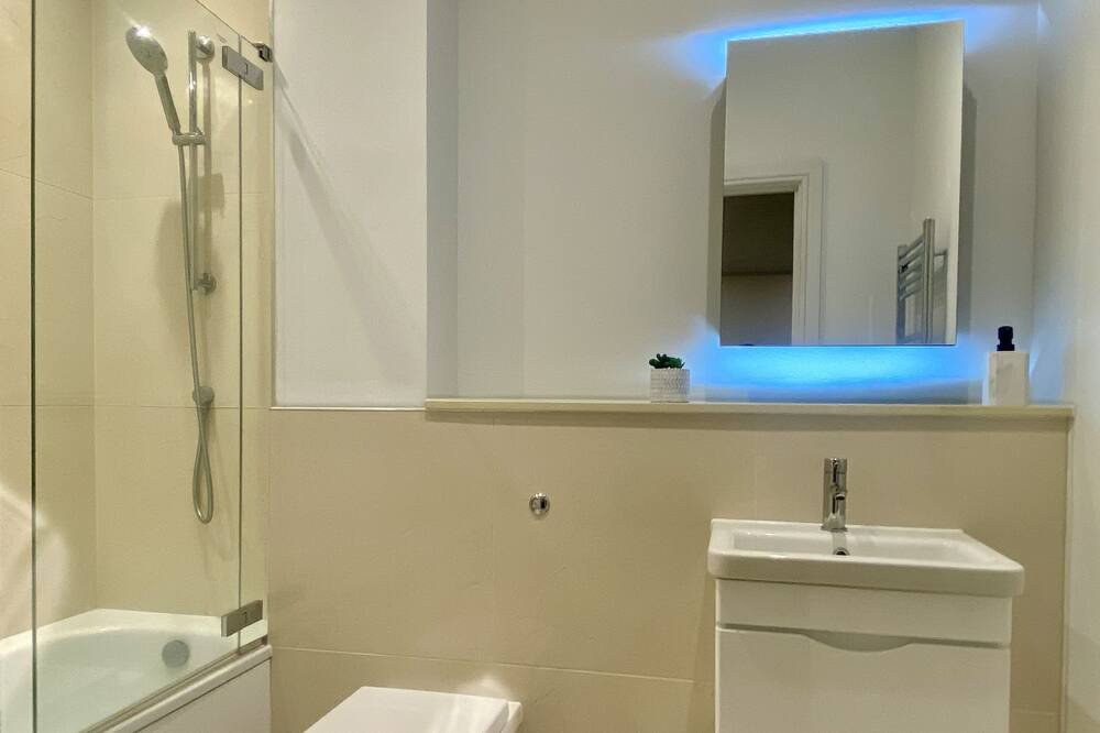 Photo of Bathroom in Sutton Central