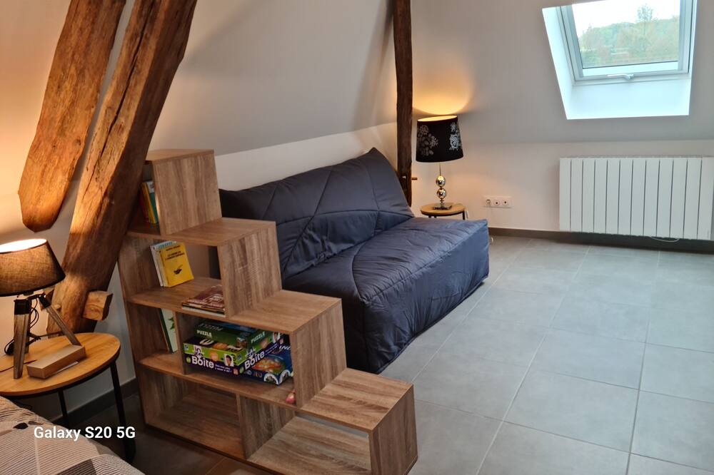Photo of Livingroom in Bleneau