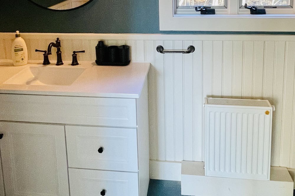 Photo of Bathroom in Ludlow