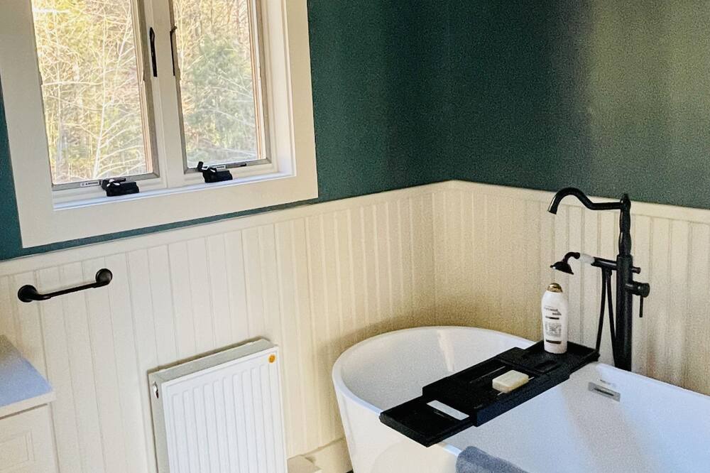 Photo of Bathroom in Ludlow