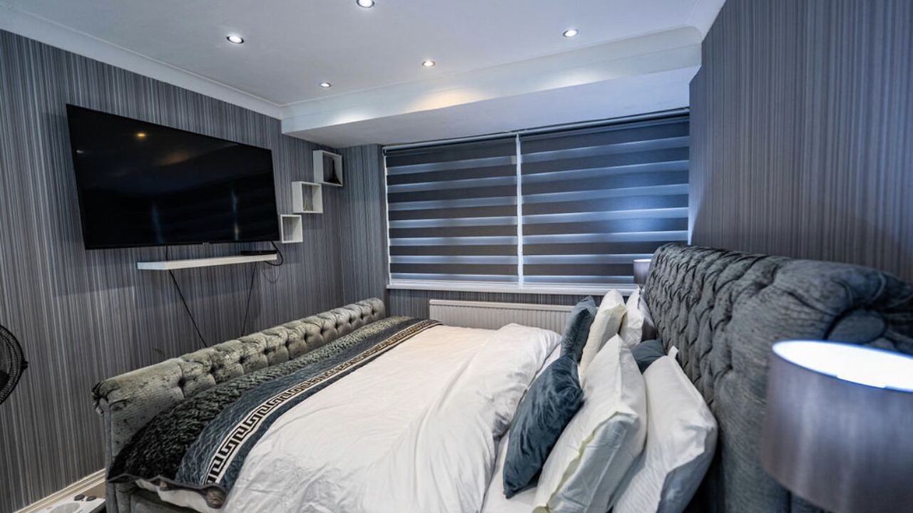 Photo of Others in Heath