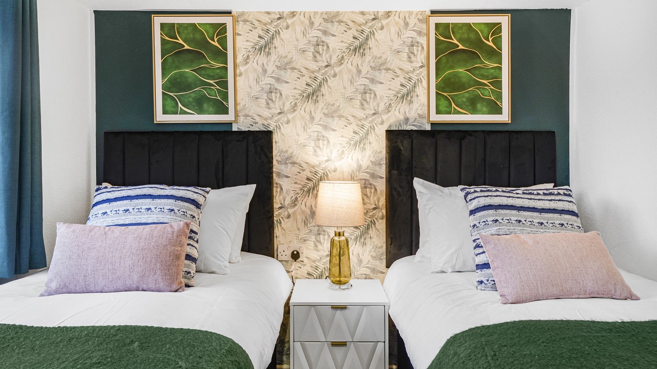 Photo of Others in College Park and Old Oak