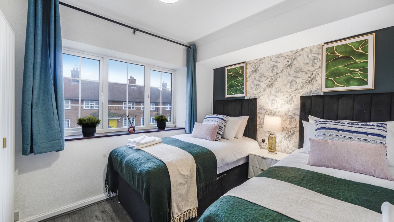 Photo of Others in College Park and Old Oak