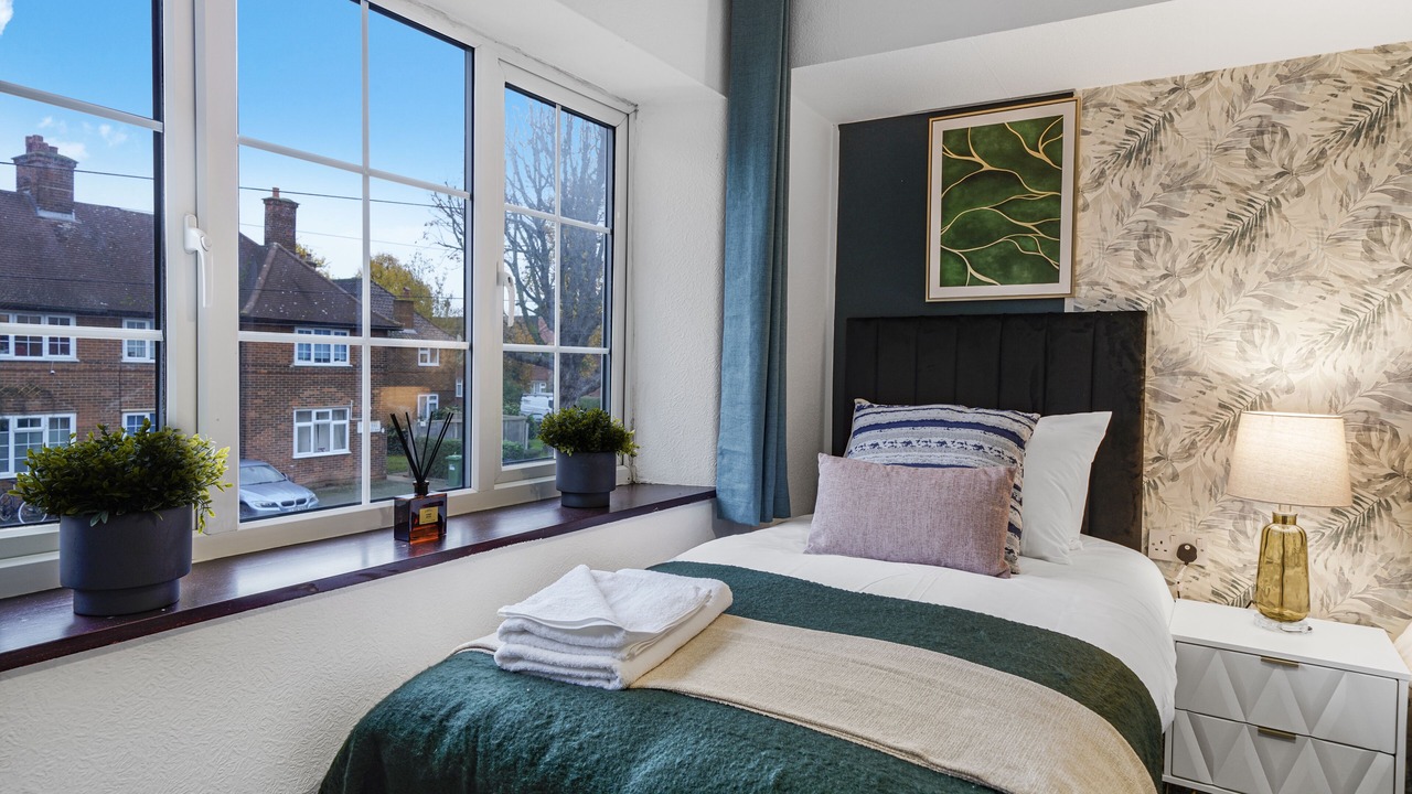 Photo of Others in College Park and Old Oak