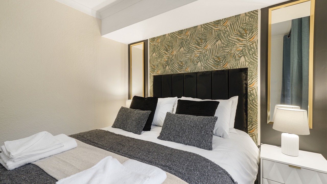 Photo of Others in College Park and Old Oak