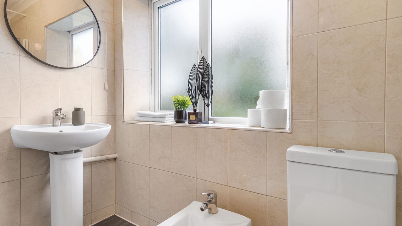 Photo of Others in College Park and Old Oak