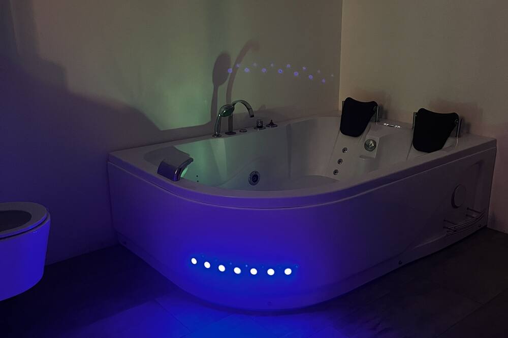 Photo of Bathroom in Saint-Beron