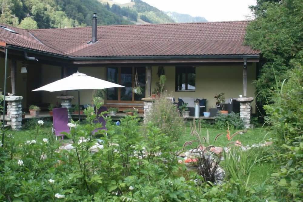 Photo of Outdoor in Jaun
