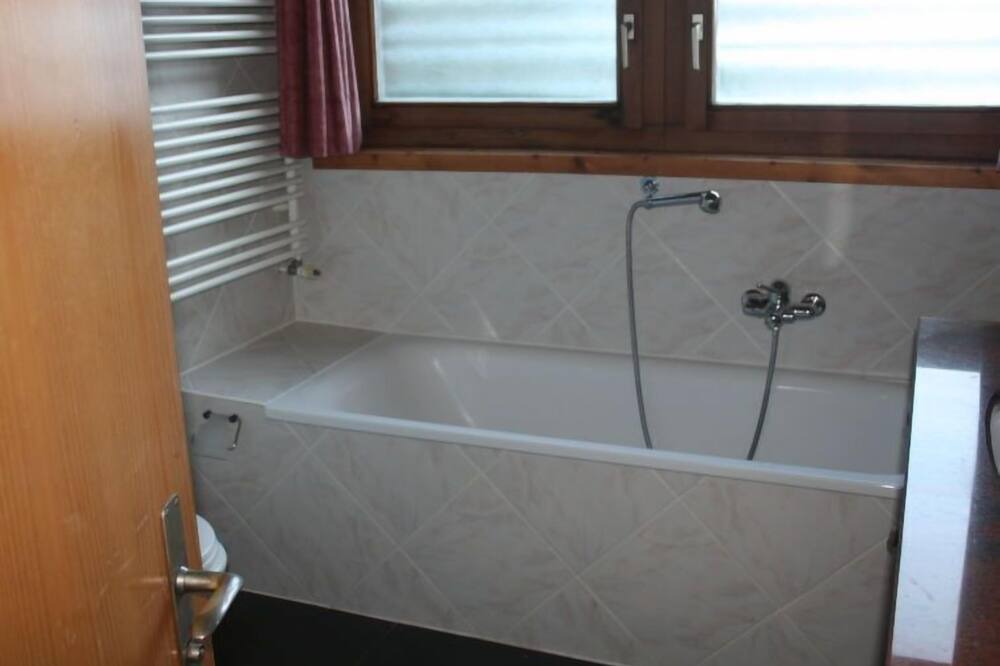 Photo of Bathroom in Jaun