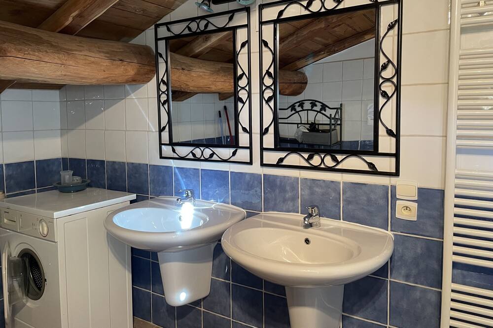 Photo of Bathroom in Ardailles