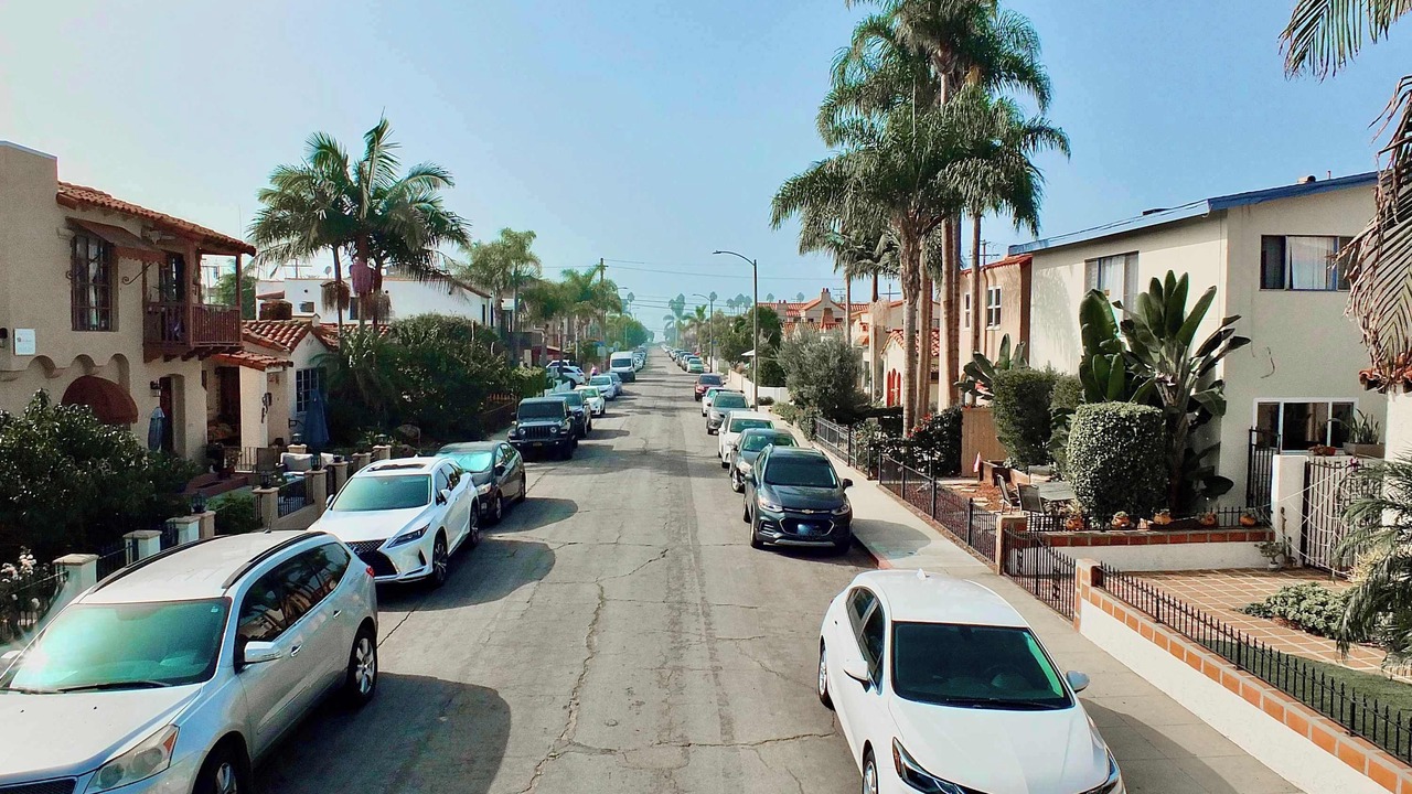 Photo of Others in Belmont Shore