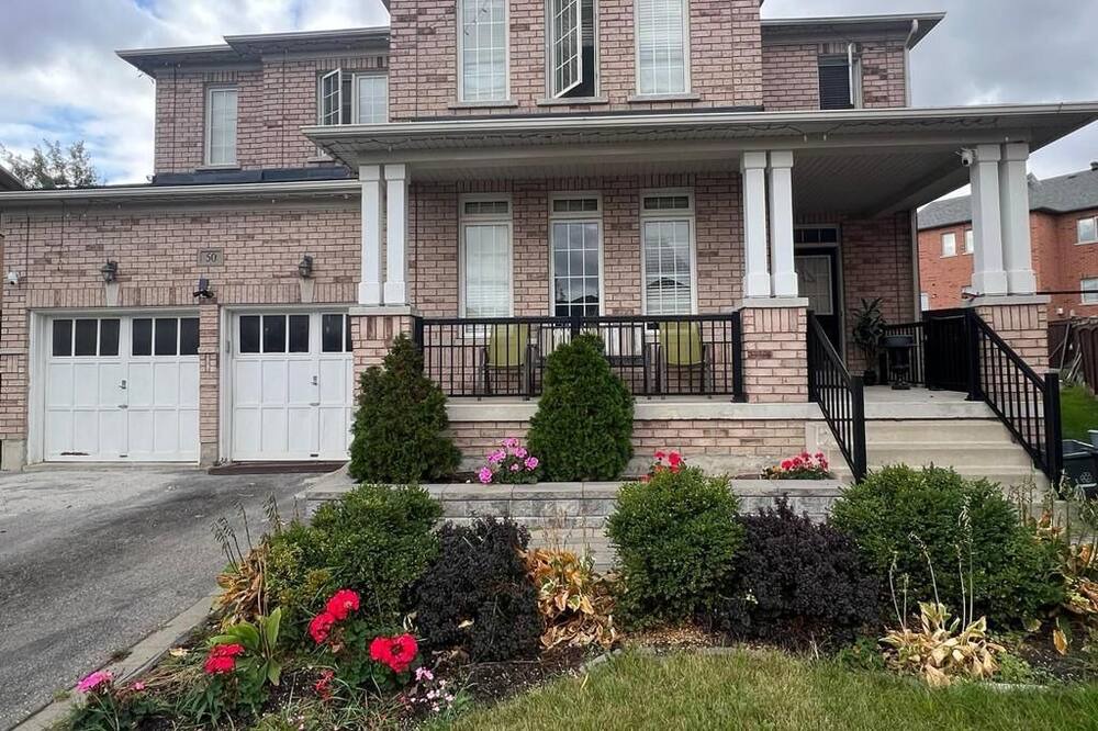 Photo of Outdoor in Brampton