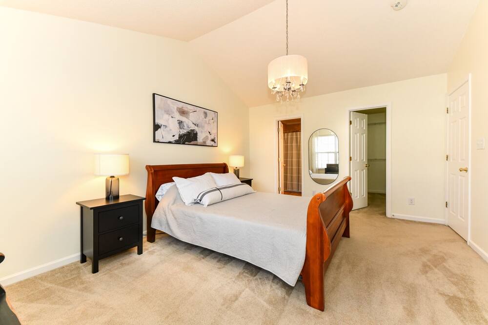 Photo of Bedroom in Greensboro