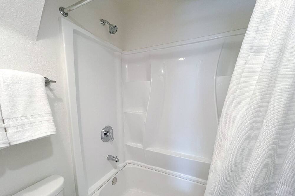 Photo of Bathroom in Walnut Hills
