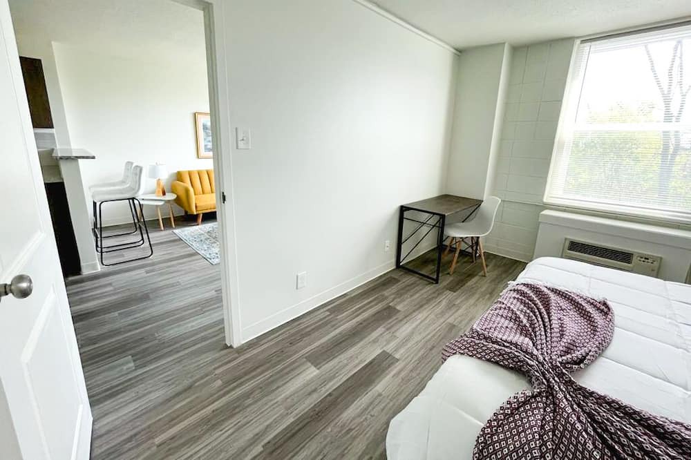 Photo of Bedroom in Walnut Hills