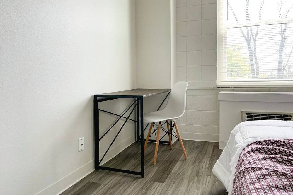 Photo of Bedroom in Walnut Hills