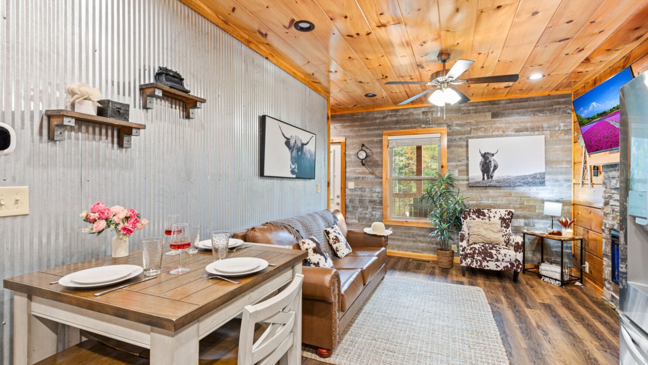 Photo of Bedroom in Sevierville