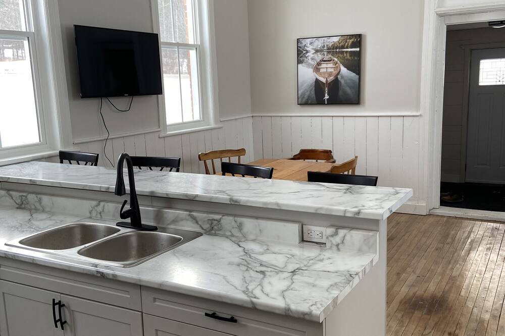 Photo of Kitchen in Laurentian Valley