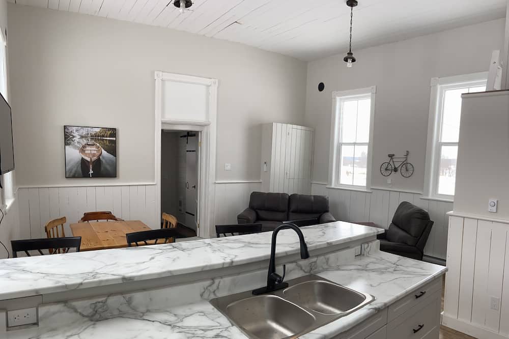 Photo of Kitchen in Laurentian Valley