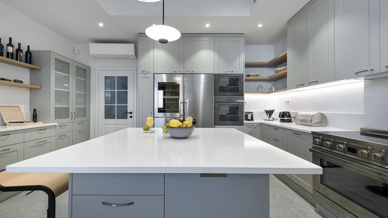 Photo of Kitchen in Pile