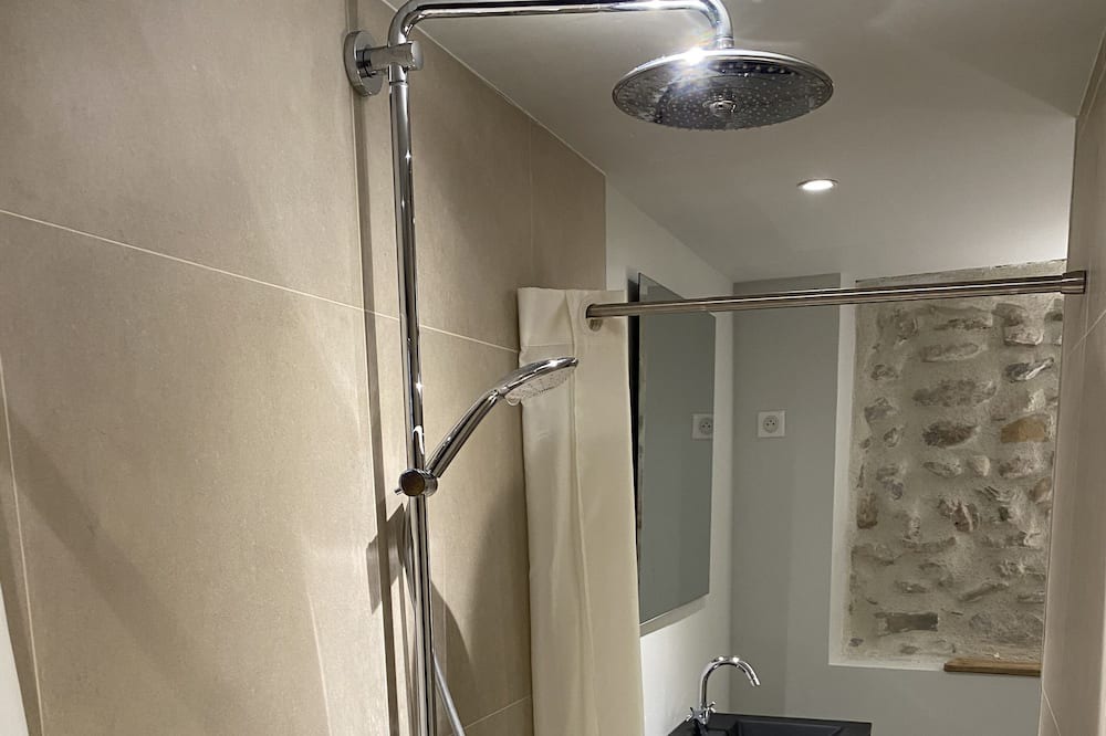 Photo of Bathroom in La Brillanne