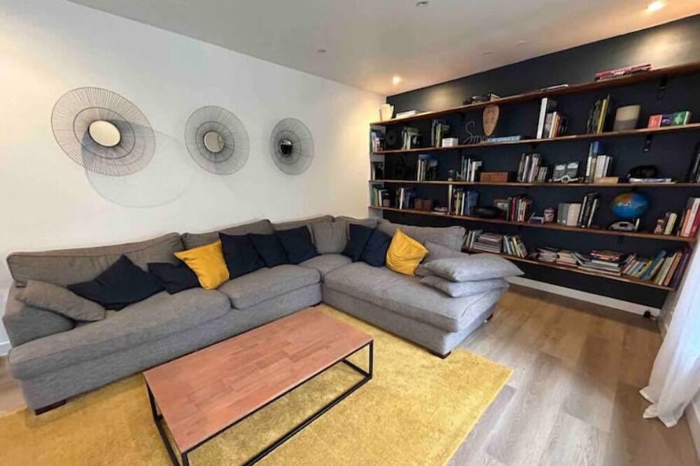 Photo of Livingroom in Bouafle