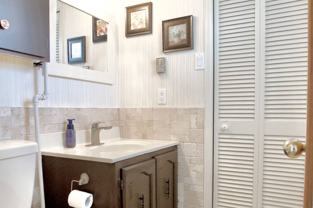 Photo of Bathroom in Innisfil