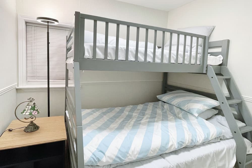 Photo of Bedroom in Innisfil