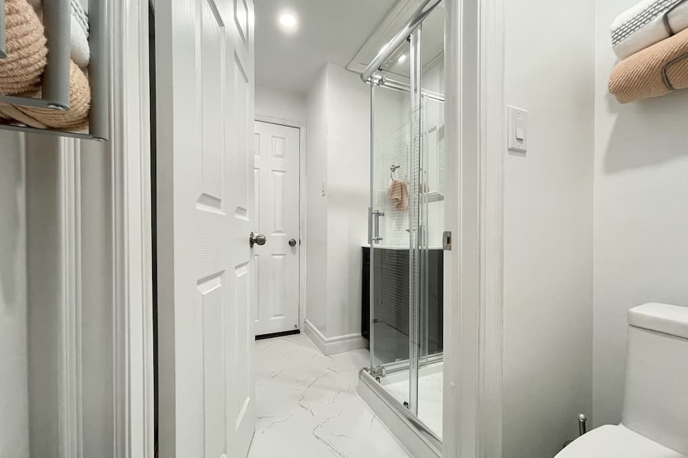 Photo of Bathroom in Innisfil