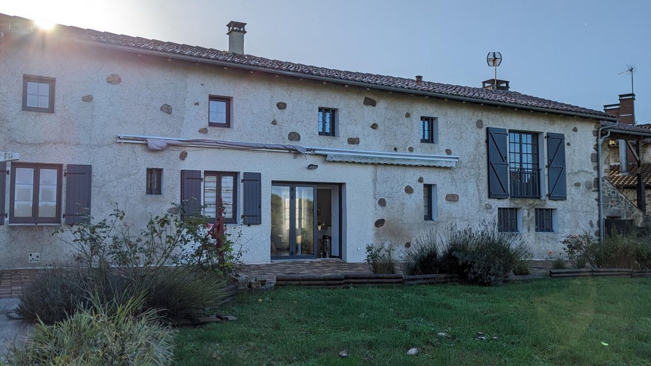 Photo of Outdoor in Esse