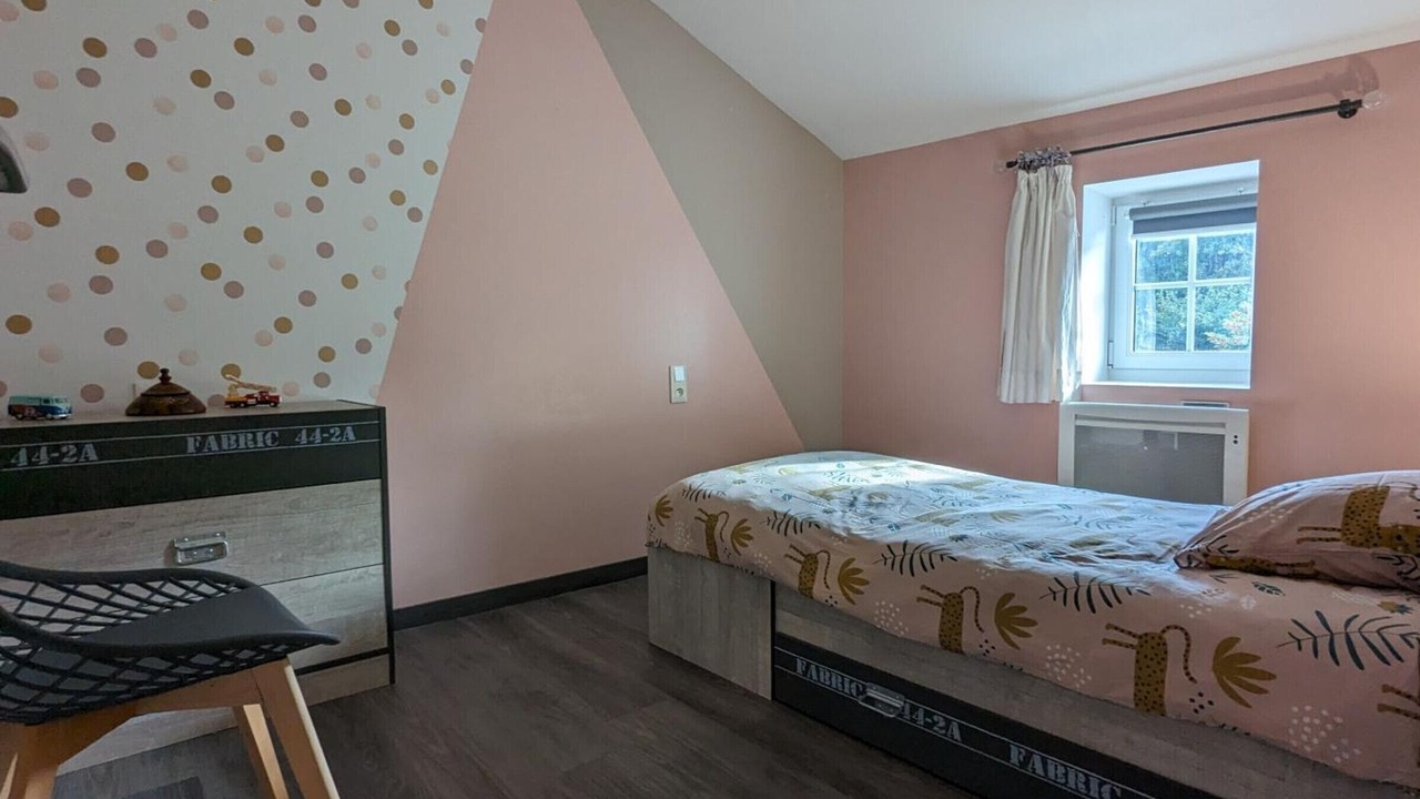 Photo of Others in Esse