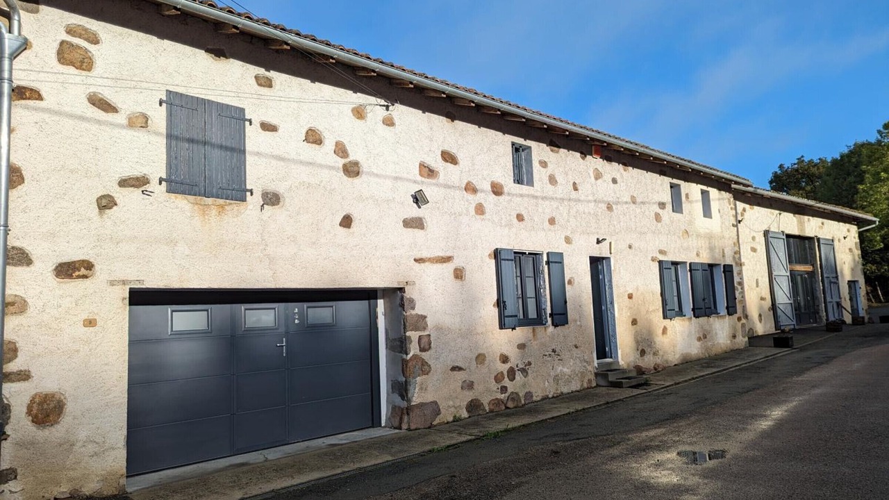 Photo of Outdoor in Esse