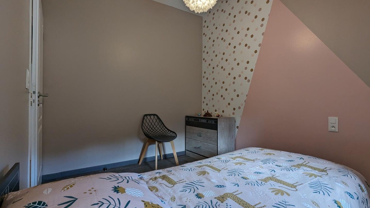 Photo of Others in Esse