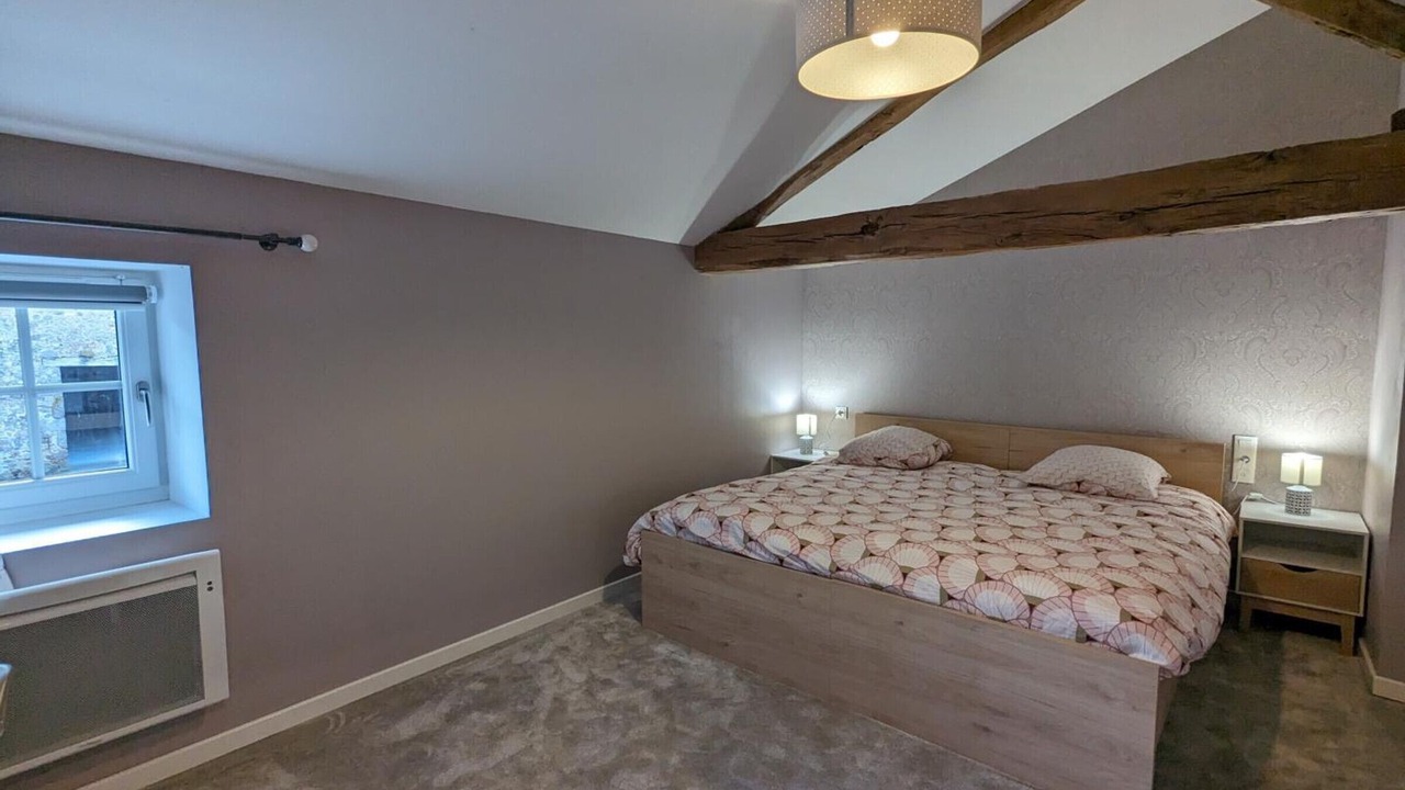 Photo of Others in Esse