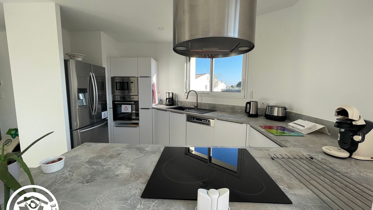 Photo of Kitchen in Saint-Vincent-sur-Jard