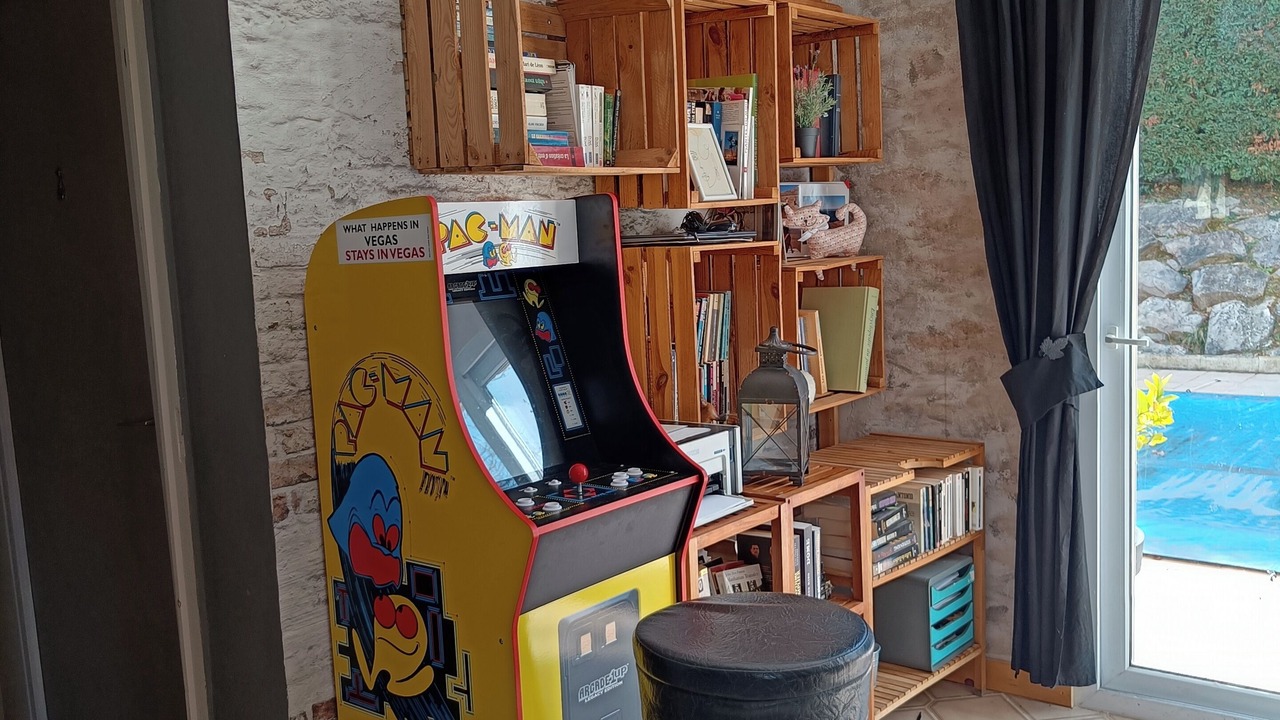 Photo of Bedroom in Saint-Andre-d'Olerargues